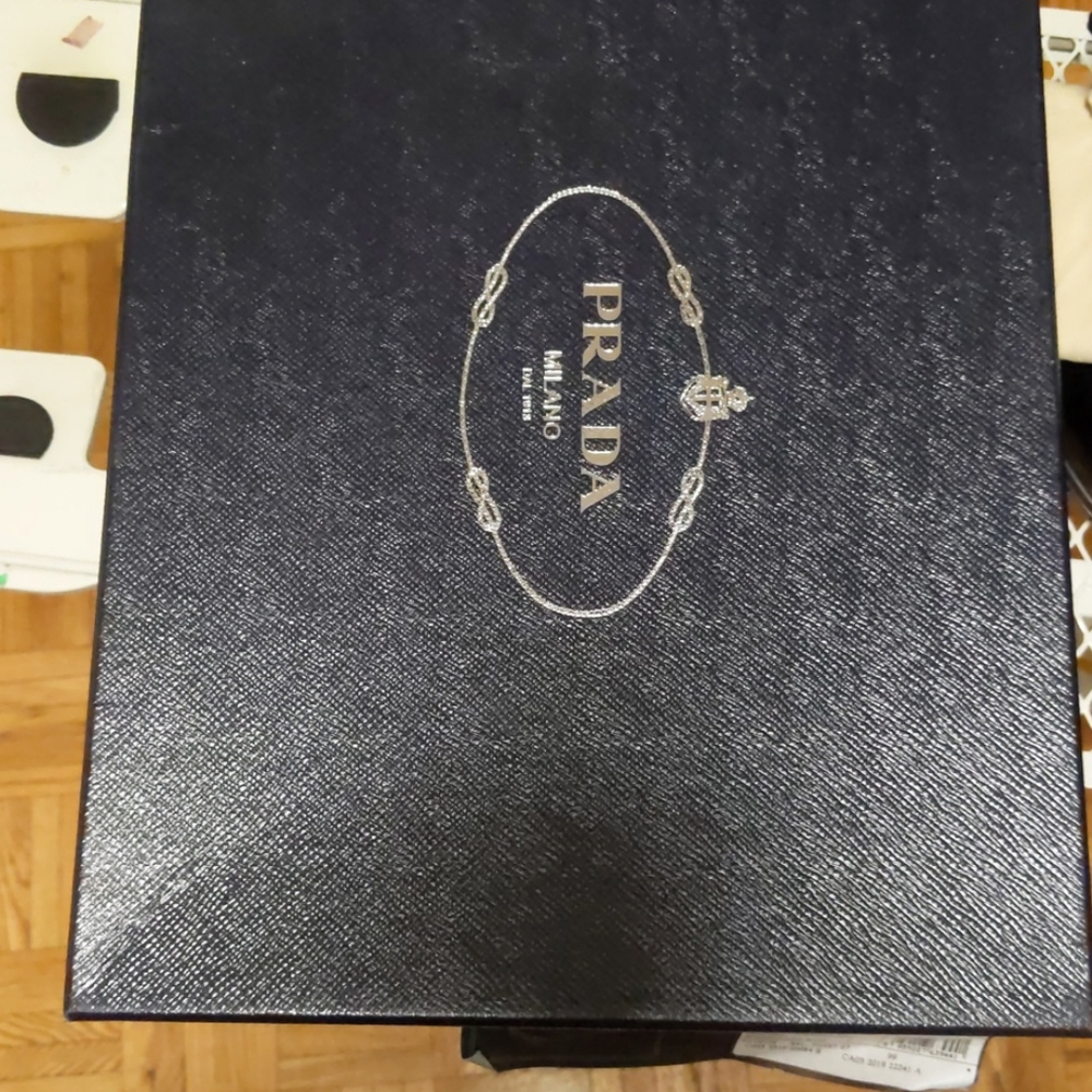 Prada boot - Picture 3 of 11